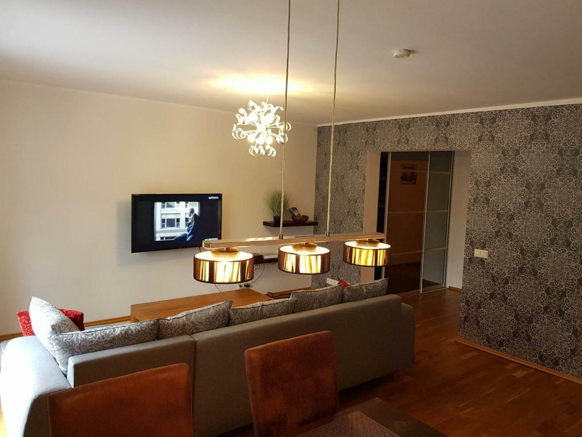 Superior Apartment Near The City Center Tartu Exterior photo